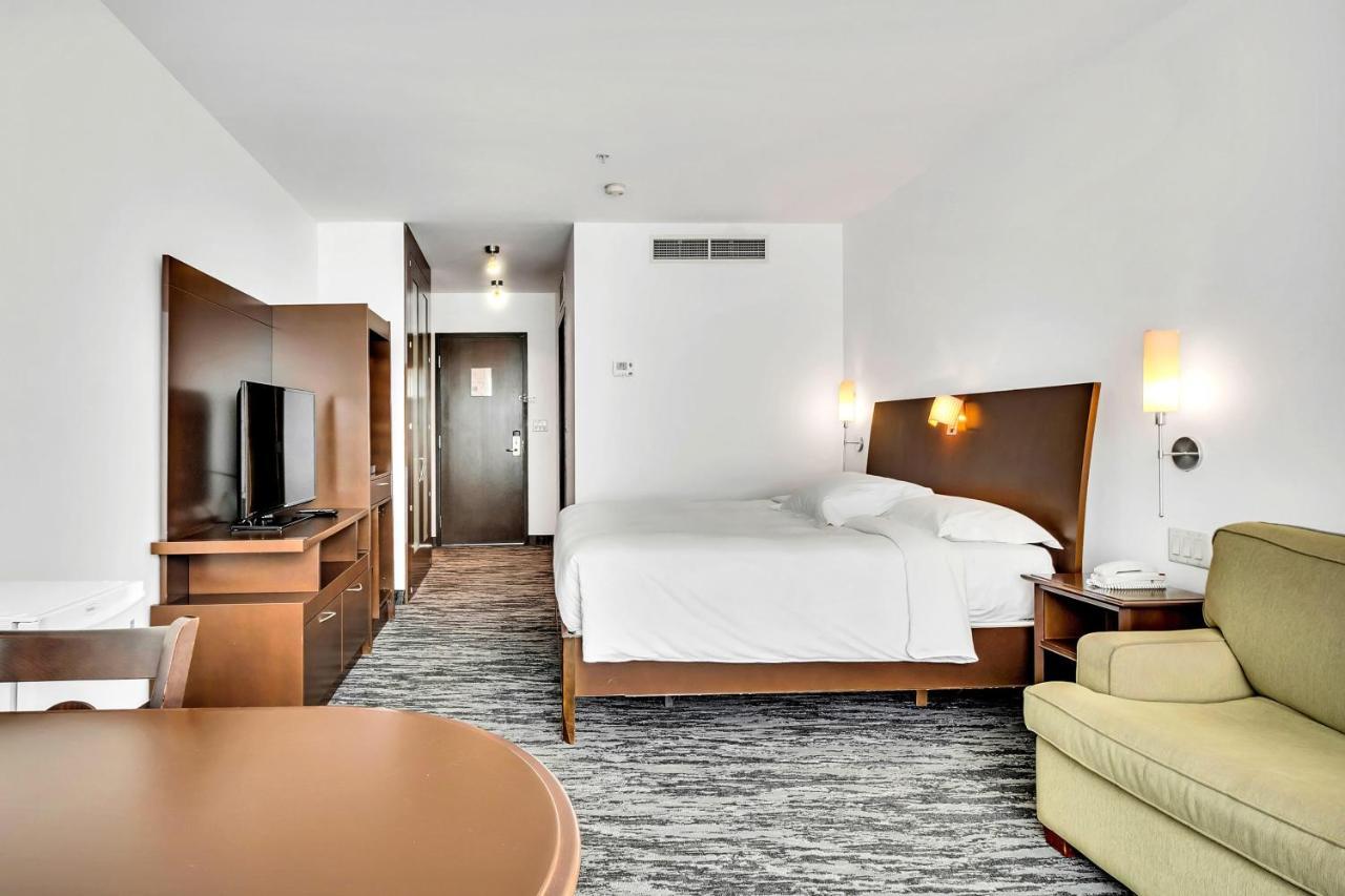 Hotel Mortagne Boucherville Exteriör bild
